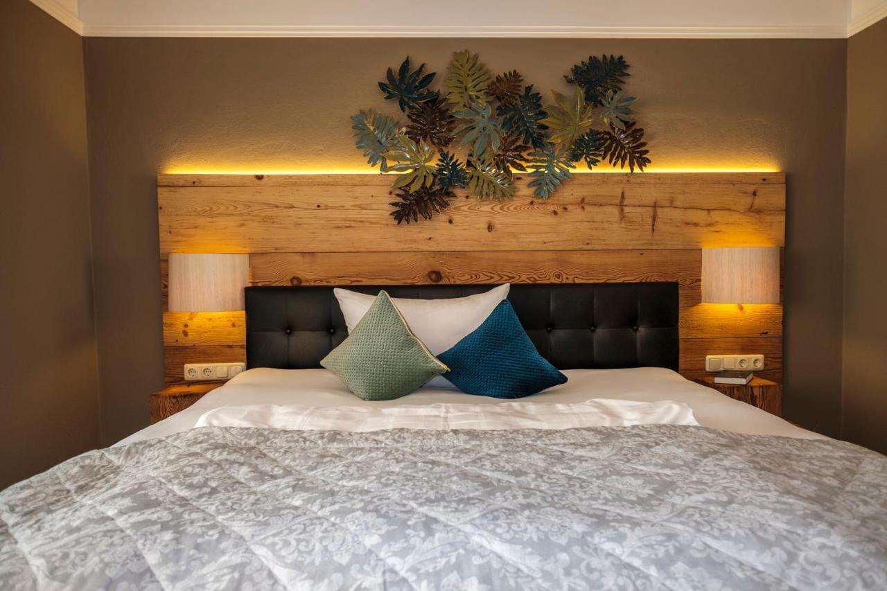 Gartenhotel Salzach Бургхаузен Экстерьер фото