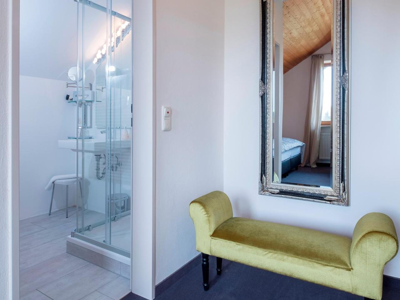 Gartenhotel Salzach Бургхаузен Экстерьер фото